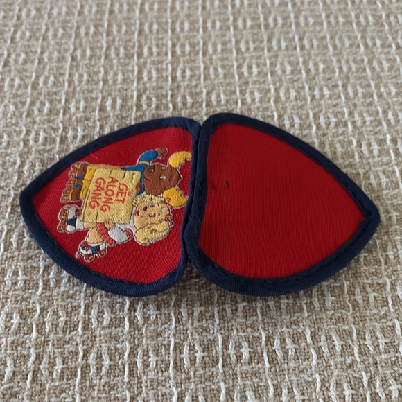 Vintage 1980’s Get A Long Gang Change Purse - Picture 3 of 16